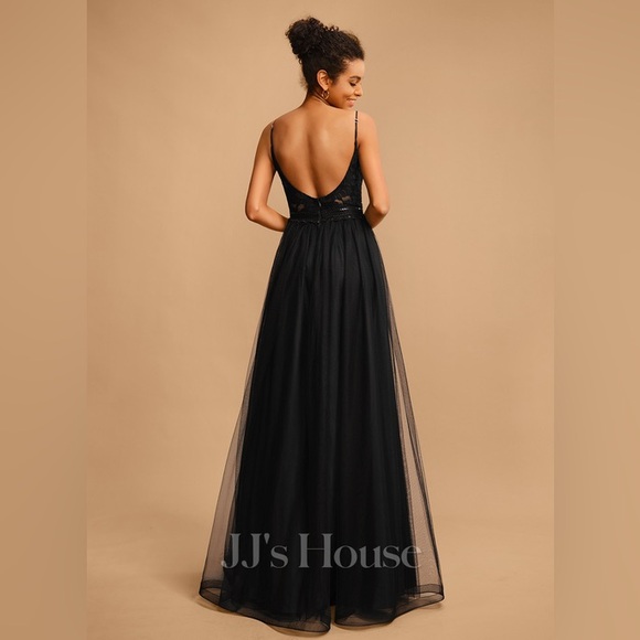 Lace sequin black gown - Picture 3 of 8